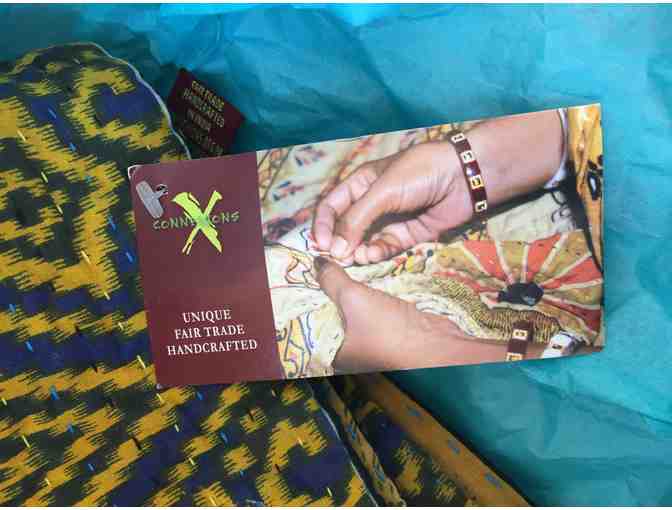 Exquisite double-sided 38' X 77' Sari Bazaar Sari - handmade in India