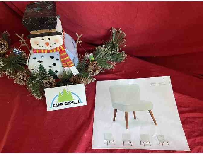 Dorsey Furniture Boudoir Corner Chair!