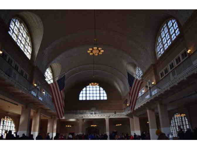 Guided Tour of the Statue of Liberty and Ellis Island (Plus Books & Ferry Rides)