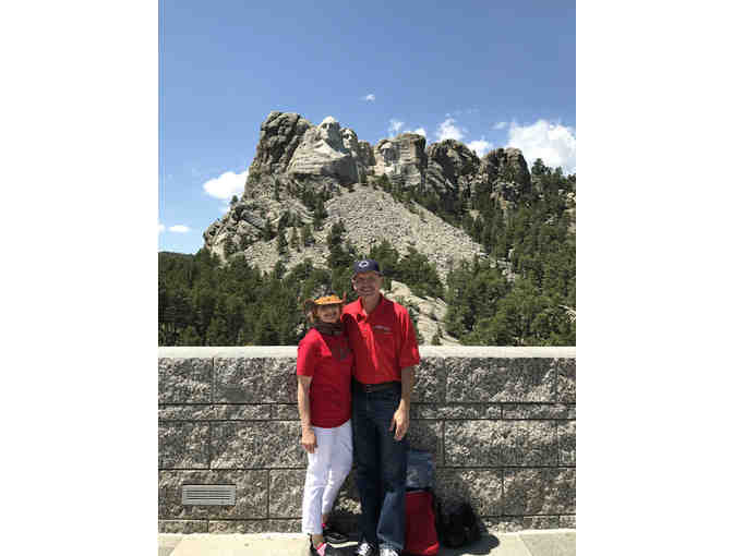 'The Constitution Quest Game' Endorsed by Constitutional Scholars and Teachers!