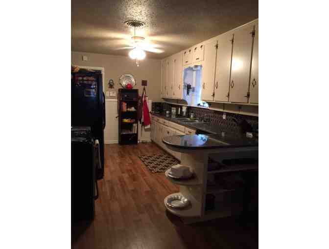 Two Weekday Nights of Comfort at the 'Copper Feather B & B' in Fort Worth, Texas!