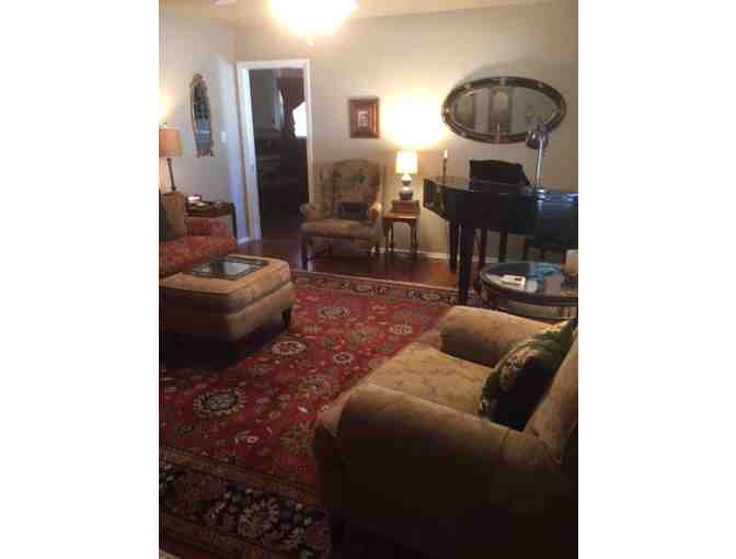 Two Weekday Nights of Comfort at the 'Copper Feather B & B' in Fort Worth, Texas!