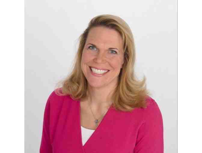 Marijo Tinlin Gifts and Consults with You on Essential Oils! Reap the Rewards!