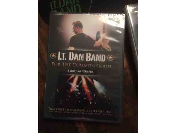 Gary Sinise Donates a Stellar Gift Bag Honoring Our Veterans!  Autographed!