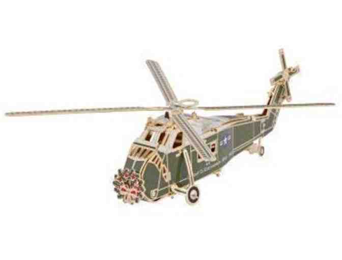 2019 White House Christmas Ornament! Collectible & Honors Dwight D. Eisenhower!