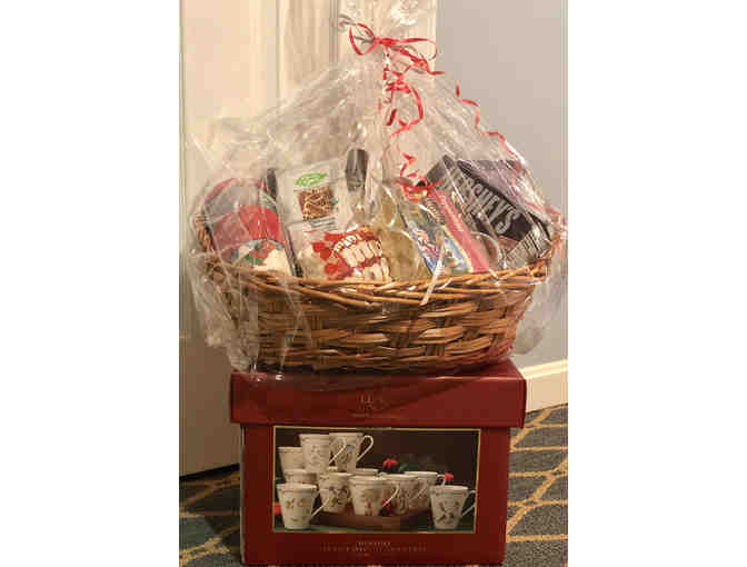 12 'Twelve Days of Christmas' Mugs, Nutcrackers, Coffee, Tea, Chocolates & More!