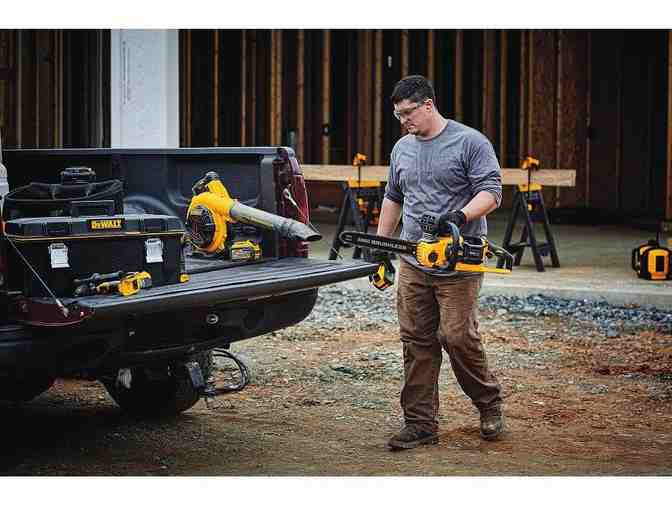 DEWALT DCCS670X1 FLEXVOLT 60V MAX Lithium-Ion Brushless 16' Cordless Chainsaw!