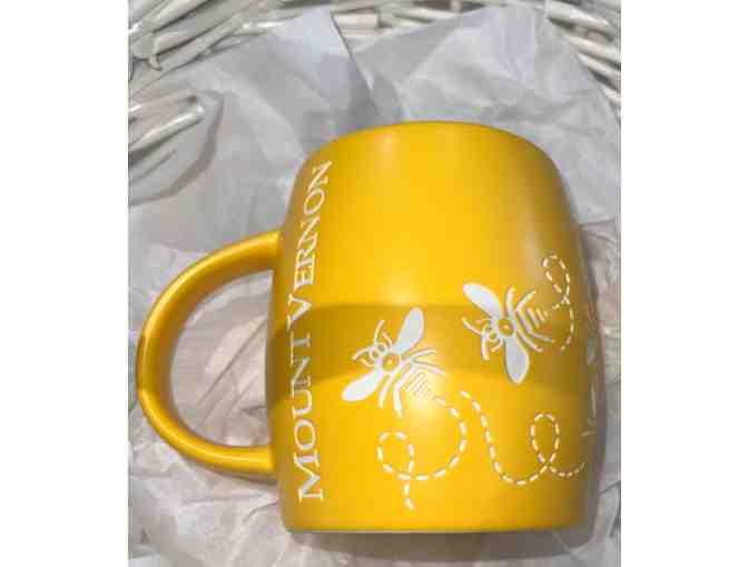 Mount Vernon Tea Basket