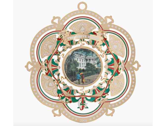 White House Christmas Ornament 2005