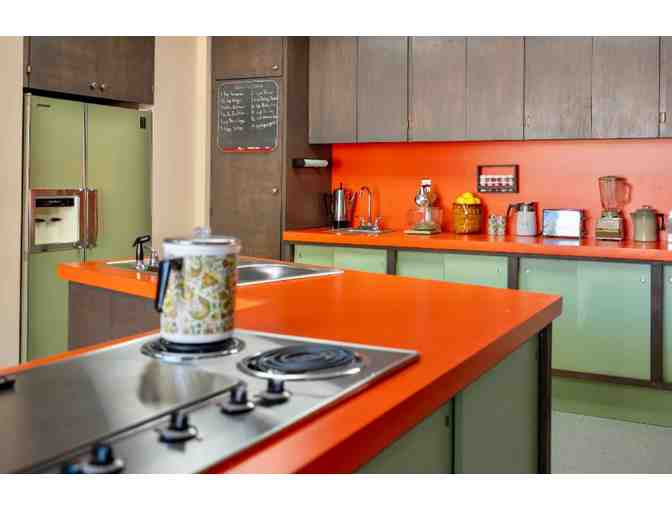 An Unforgettable Tour Of The Brady Bunch House - Tickets For Two On December 2 - Photo 3