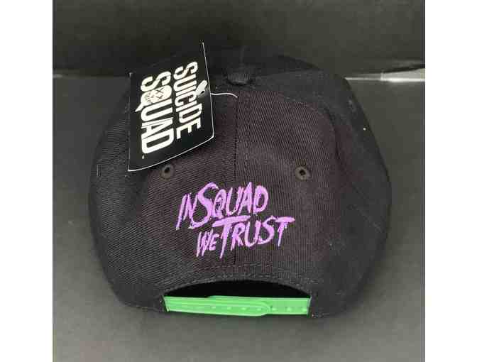 SUICIDE SQUAD 'DAMAGED' ADULT SNAP-BACK HAT