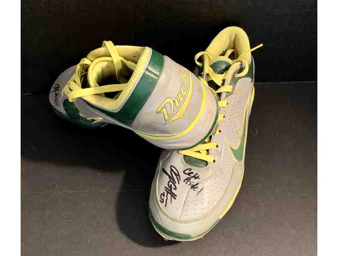 RYON HEALY SIGNED BASEBALL CLEATS #2