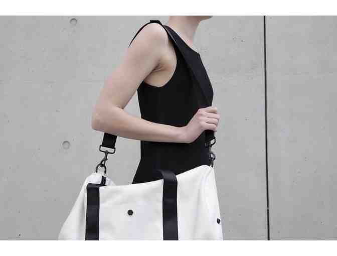 AMPERSAND AS APOSTROPHE - O.G. DUFFLE - THE CAT'S PAJAMAS