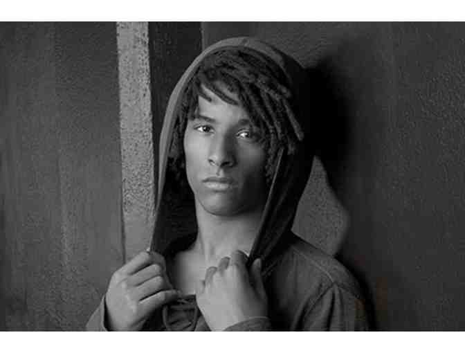 AN UNCONVENTIONAL PORTRAIT SESSION