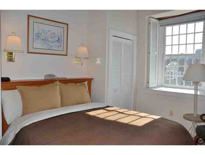 Newport Bay Club and Hotel - 3 Night Stay + Dining Vouchers