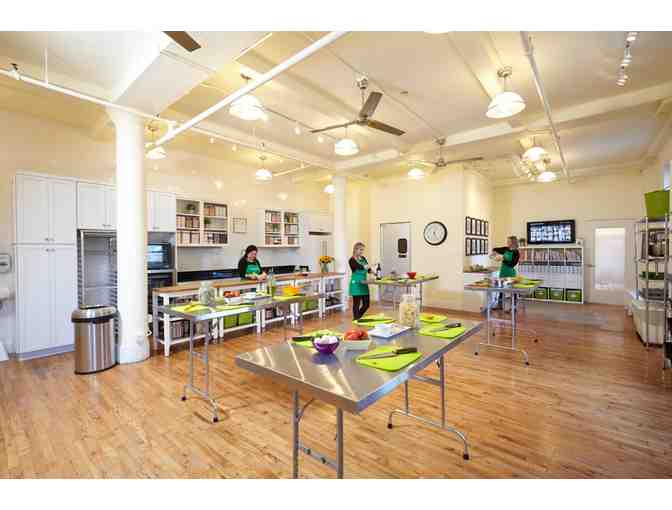 Taste Buds Kitchen Gift Card & Apron