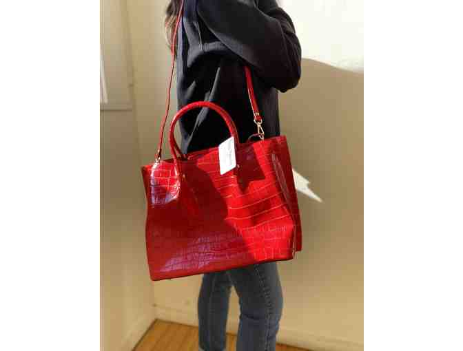 Solo Perche Red Shoulder Tote Bag