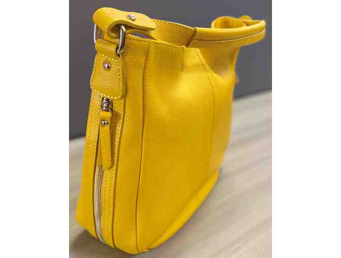 Solo Perche Yellow Shoulder Tote Bag