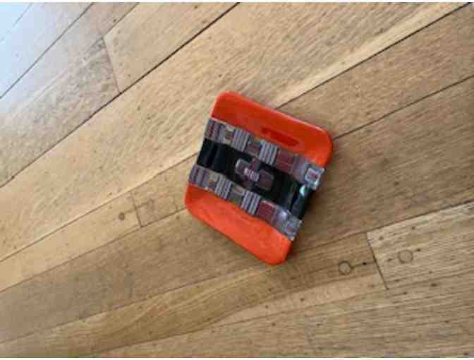 Glass Plate with Woven Pattern