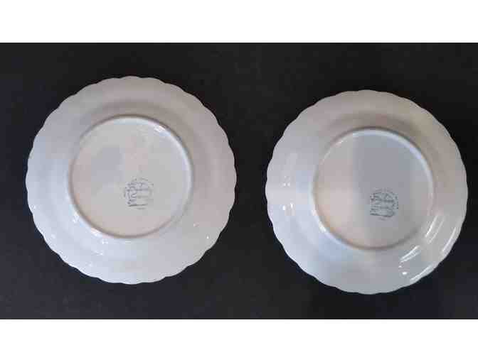 Salem Swirl Bone China Plates, 2 pcs