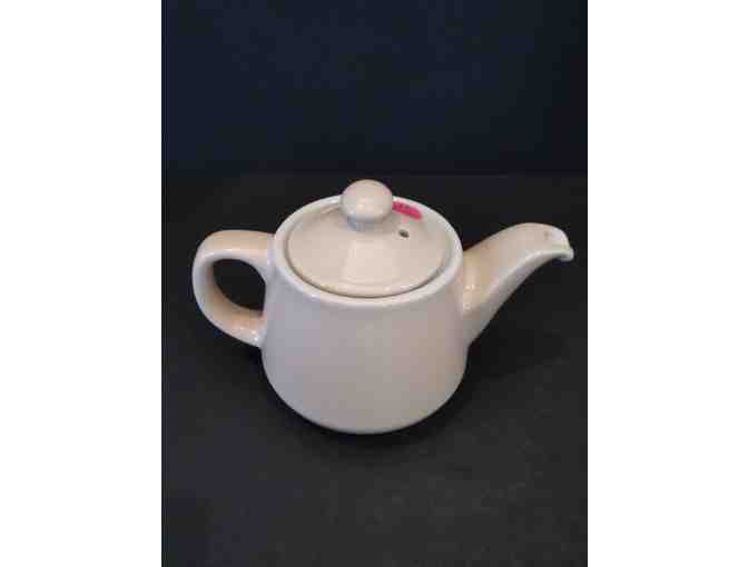 Hall China Flesh No-Drip Teapot w/Lid
