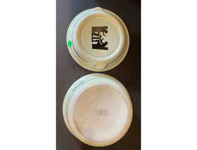 Hall China Silhouette Medallion Casserole Dish with Lid