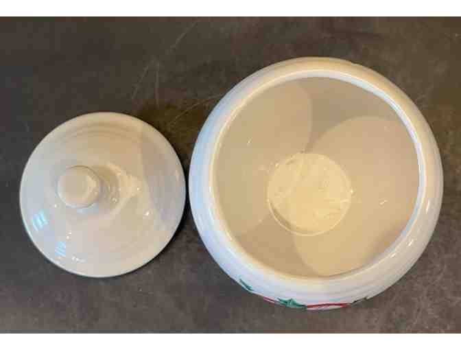 Homer Laughlin Fiesta Christmas Holly & Ribbon Sugar Bowl with Lid