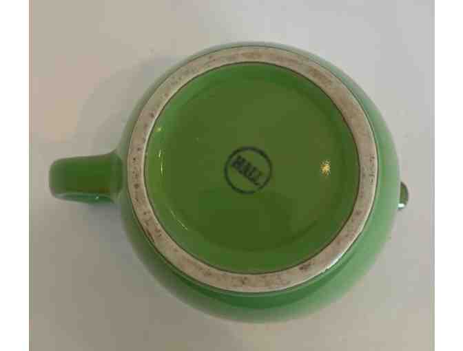 Hall China Medallion Jug in Lettuce Green
