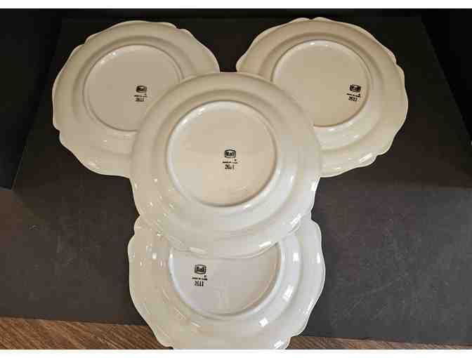 Hall China 11 pcs Ruffled Plates