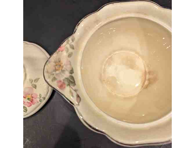 TS&T Cream & Sugar Floral Pattern,