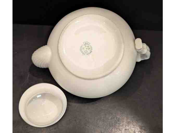 Knowles Taylor & Knowles Lotus Ware Tea Pot