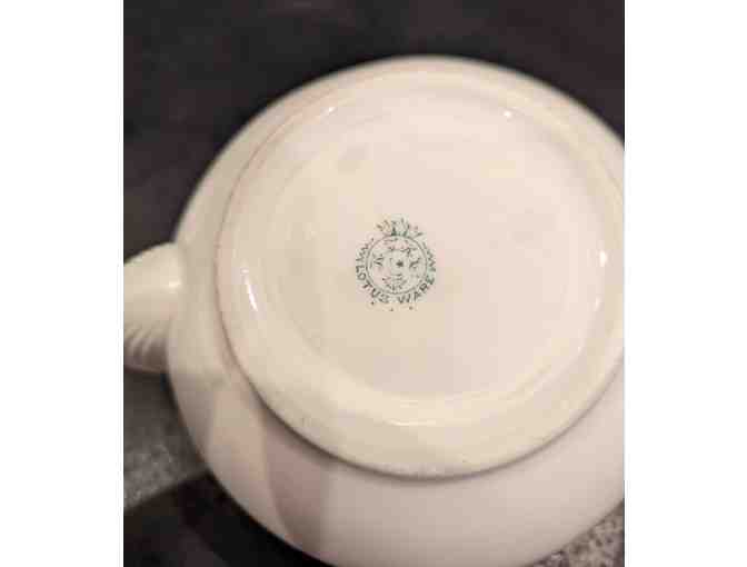 Knowles Taylor & Knowles Lotus Ware Tea Pot