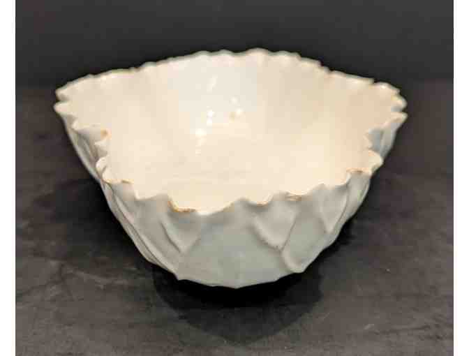 Knowles Taylor & Knowles Lotus Ware Footed Dish
