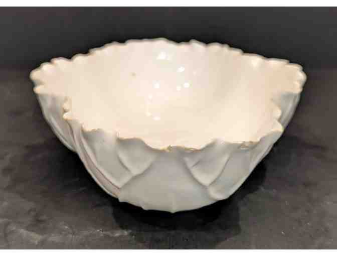 Knowles Taylor & Knowles Lotus Ware Footed Dish