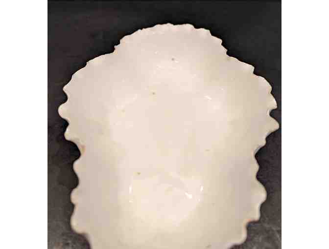 Knowles Taylor & Knowles Lotus Ware Footed Dish