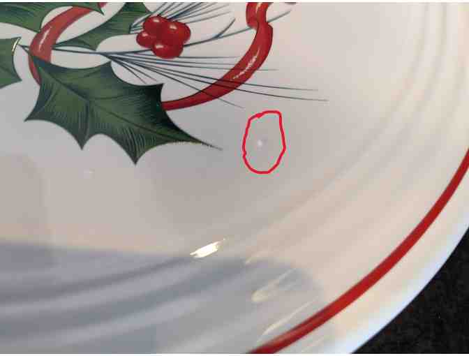 Fiesta Holly & Ribbon Plate w/Tab Handle