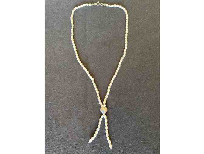 Freshwater Pearl Necklace with Sterling Silver Puffed Heart Pendant. 18-1/2'