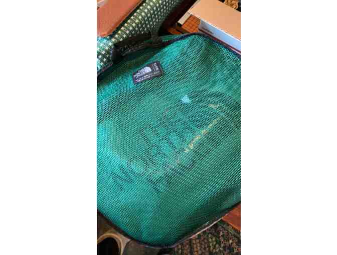 THE NORTH FACE (GREEN) EXTRA LARGE BASE CAMP DUFFLE BAG