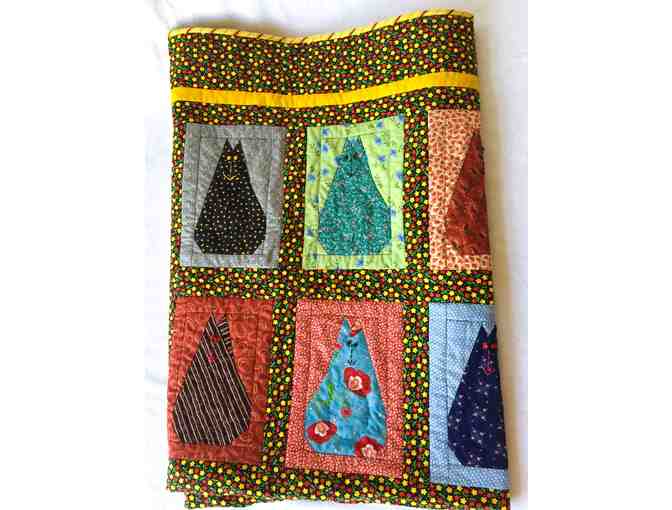 'Garden Party' quilt by Ceil Karvellas