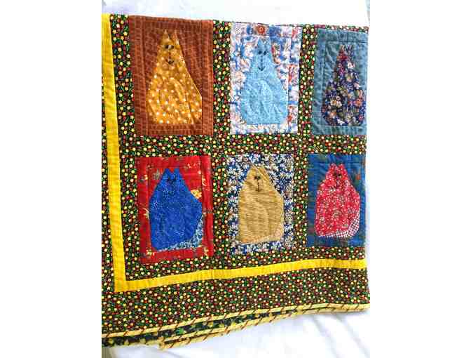 'Garden Party' quilt by Ceil Karvellas