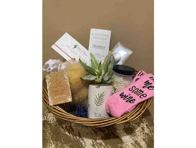 Radiance Salon and Bella Beach Pamper Package