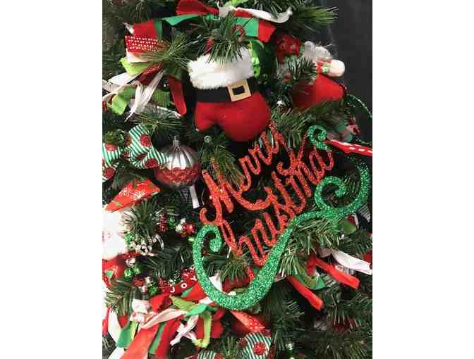 'Santa Claus is Coming to Town' Holiday Tree