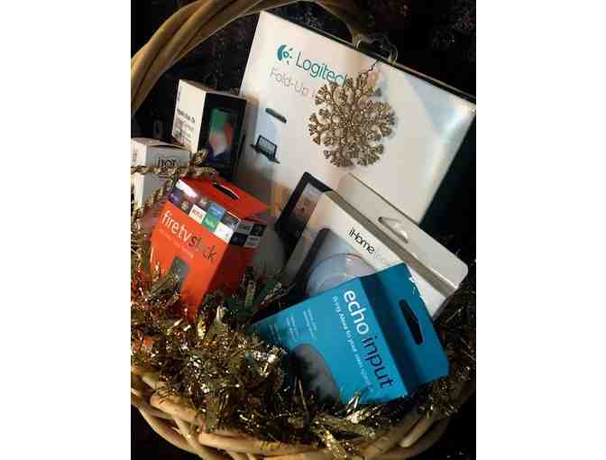 Tech Lovers Basket with Amazon Gift Set