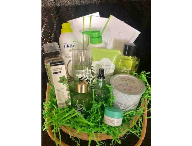 Couples Acupuncture Treatment & Facials with BeAti