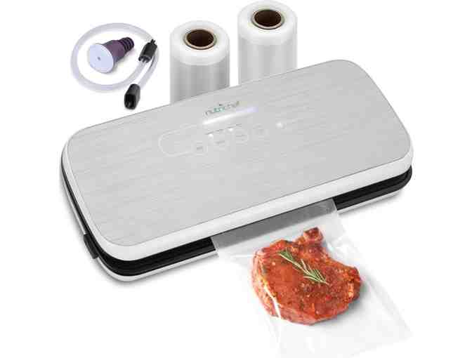 Kitchen Tools - $25 Shoprite Gift Card, Pyrex & More! - Photo 3