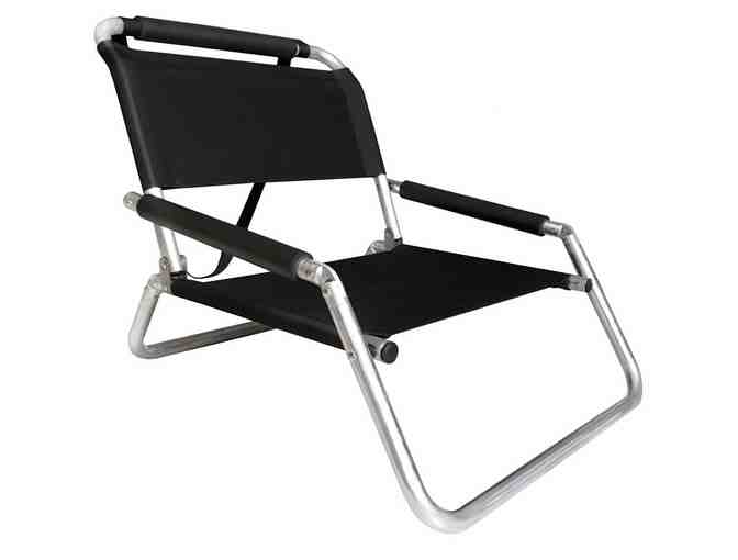 Neso - One Beach Tent and Two Beach Chairs