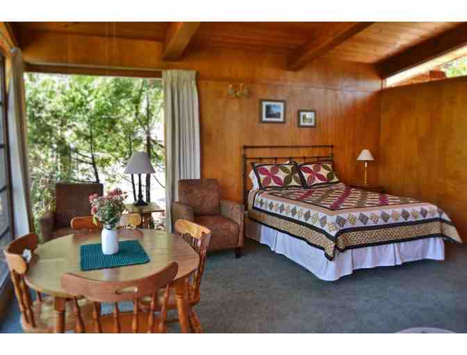 Woodland Park Manor in Idyllwild - 2 Nights Lodging