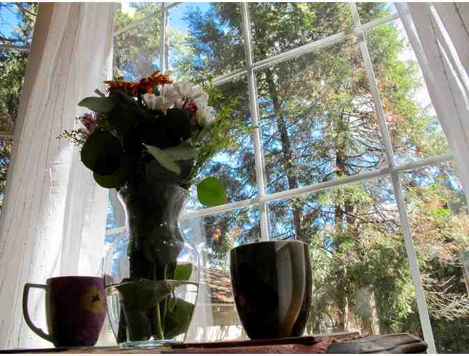 One Night Stay at Lake Arrowhead Cottage: $195 Value!