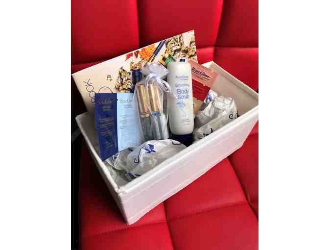 LipSense Starter Collection and Body Scrub