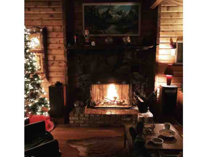 2 nights in a cozy Mountain Cabin - 90 mins from LA: $250 value